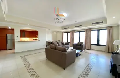 Apartment - 3 Bedrooms - 4 Bathrooms for rent in West Porto Drive - Porto Arabia - The Pearl Island - Doha