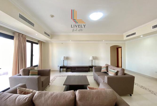 1032354 - Property Image 2