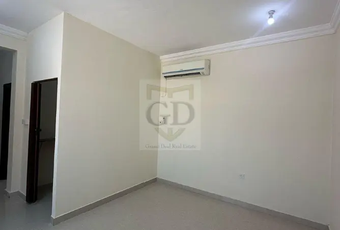 63975429 - Property Image 2
