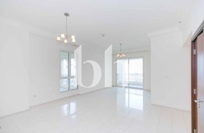 Apartment - 2 Bedrooms - 3 Bathrooms for rent in Viva East - Viva Bahriyah - The Pearl Island - Doha