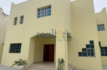 Villa - 5 Bedrooms - 6 Bathrooms for rent in Al Maamoura - Al Maamoura - Doha
