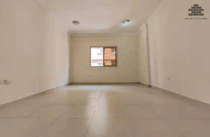 Apartment - 2 Bedrooms - 1 Bathroom for rent in Al Sadd Road - Al Sadd - Doha