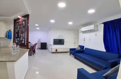 Apartment - 3 Bedrooms - 2 Bathrooms for rent in Al Mansoura - Al Mansoura - Doha