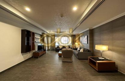Apartment - 1 - 2 for rent in East Porto Drive - Porto Arabia - The Pearl Island - Doha Apartment - 1 - 2 for rent in East Porto Drive - Porto Arabia - The Pearl Island - Doha