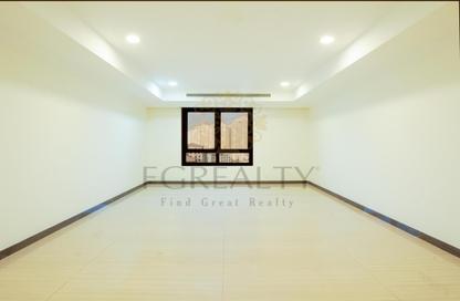 Apartment - 1 Bedroom - 2 Bathrooms for sale in West Porto Drive - Porto Arabia - The Pearl Island - Doha
