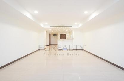 Apartment - 1 Bedroom - 2 Bathrooms for sale in West Porto Drive - Porto Arabia - The Pearl Island - Doha