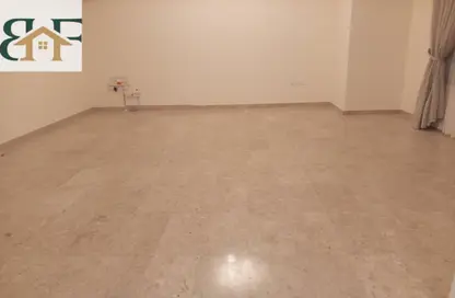 Apartment - 2 Bedrooms - 2 Bathrooms for rent in Al Mansoura - Doha