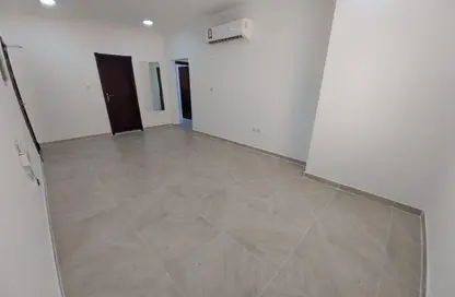 Apartment - 2 Bedrooms - 2 Bathrooms for rent in Old Airport 43 - Old Airport Road - Doha