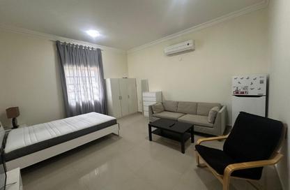 Apartment - Studio - 1 for rent in West Bay - West Bay - Doha