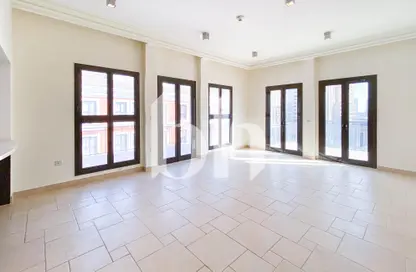 Apartment - 3 Bedrooms - 3 Bathrooms for rent in Nobili - Qanat Quartier - The Pearl Island - Doha