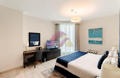 Apartment - 2 Bedrooms - 3 Bathrooms for rent in West Bay Tower - West Bay - West Bay - Doha