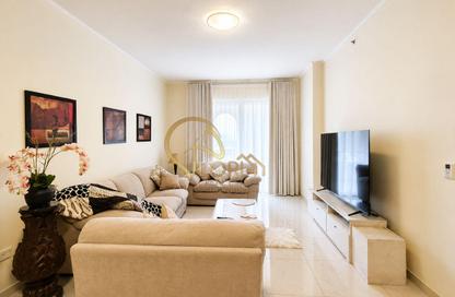 Apartment - 1 Bedroom - 2 Bathrooms for rent in Viva Bahriyah - The Pearl Island - Doha Apartment - 1 Bedroom - 2 Bathrooms for rent in Viva Bahriyah - The Pearl Island - Doha