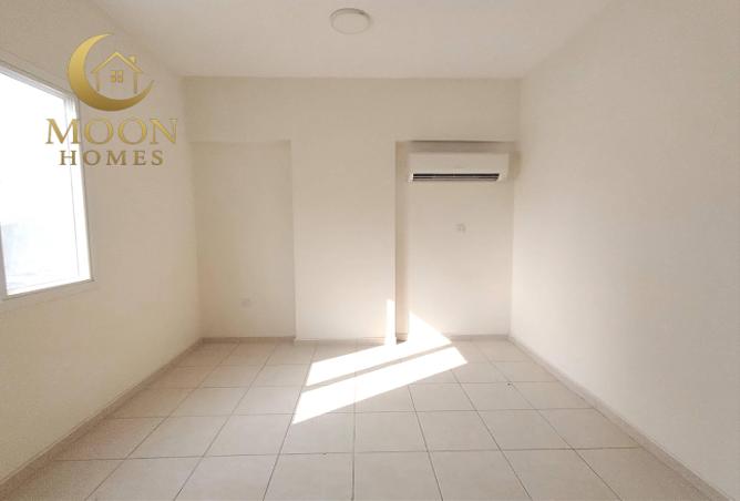 52180343 - Property Main Image