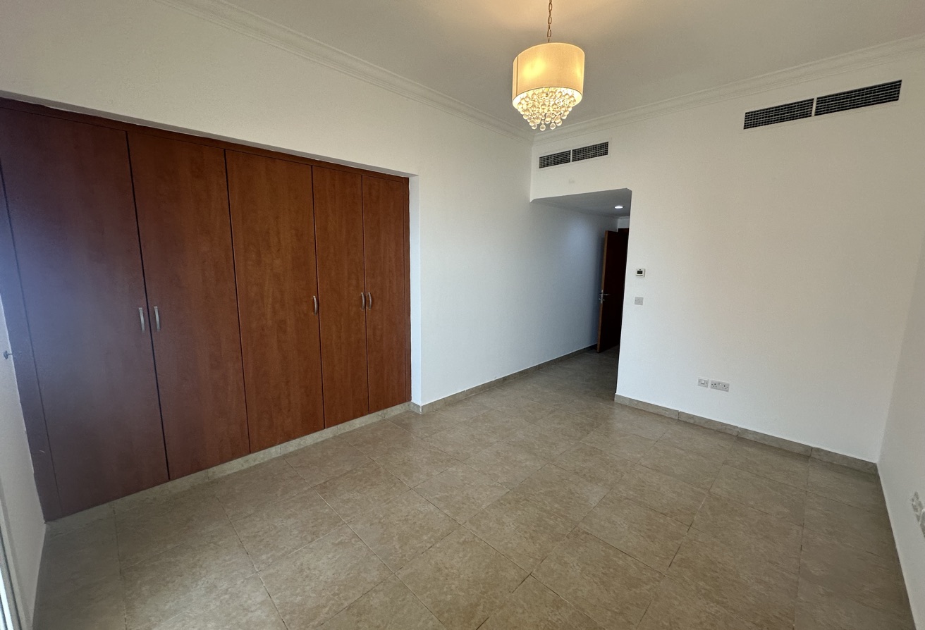 3+Maid Panoramic Marina View Higher Floor thumbnail 13