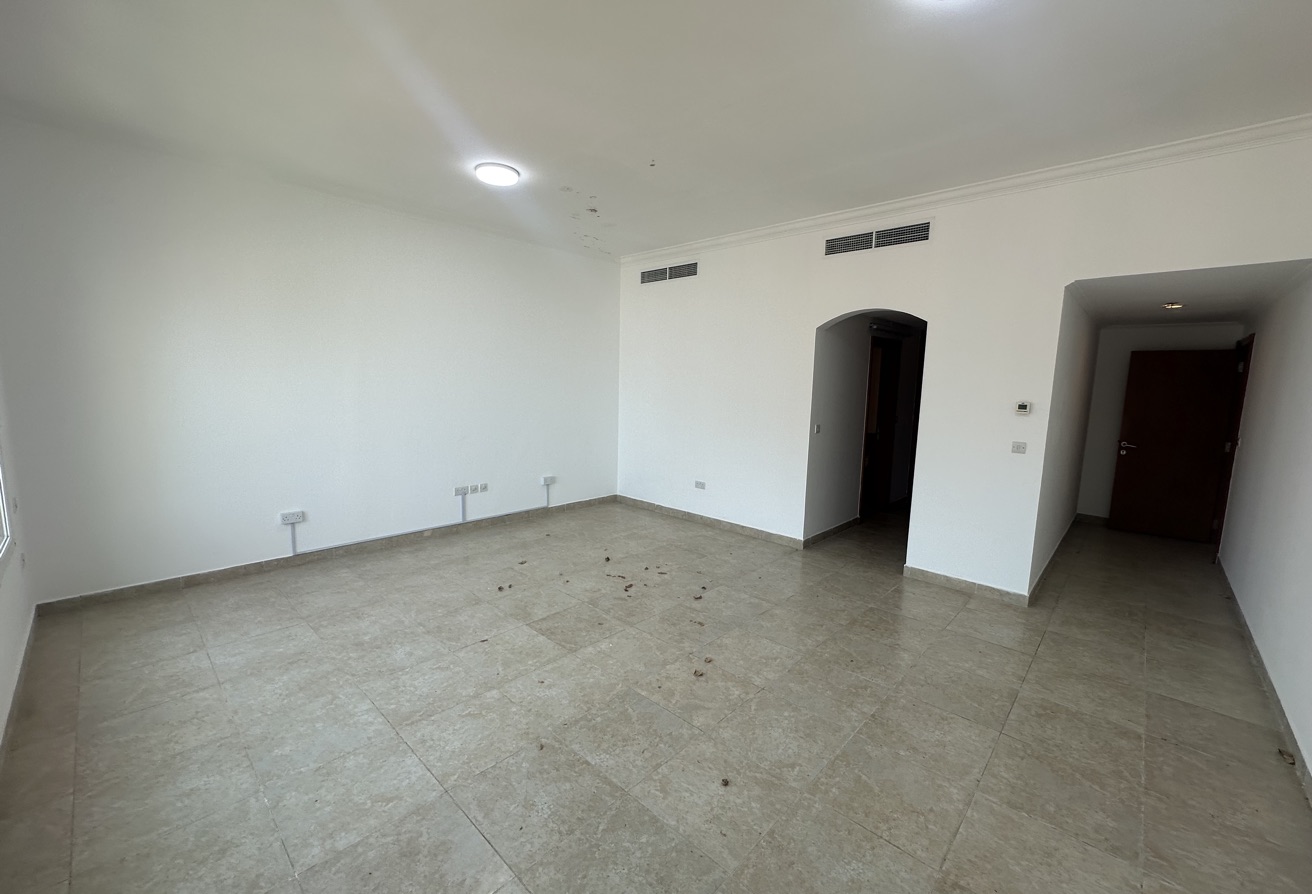 3+Maid Panoramic Marina View Higher Floor thumbnail 7
