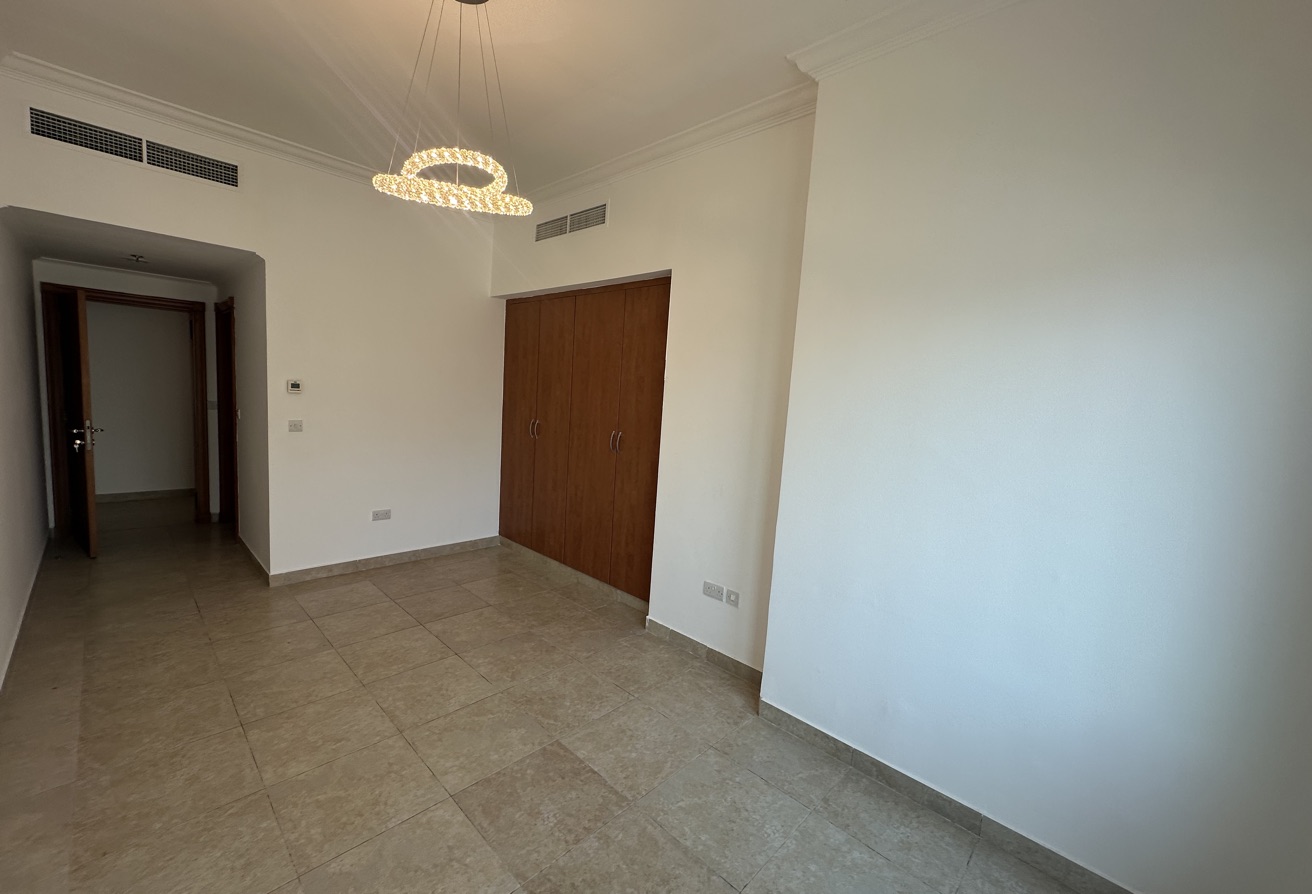 3+Maid Panoramic Marina View Higher Floor thumbnail 10