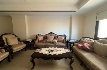 Apartment - 1 Bedroom - 2 Bathrooms for rent in East Porto Drive - Porto Arabia - The Pearl Island - Doha
