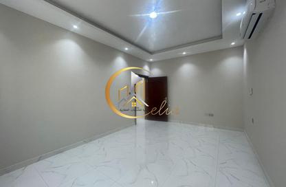Apartment - 1 - 2 for rent in Tadmur Street - Old Airport Road - Doha