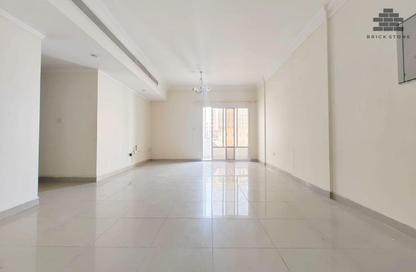 Apartment - 3 Bedrooms - 3 Bathrooms for rent in Al Mansoura - Al Mansoura - Doha
