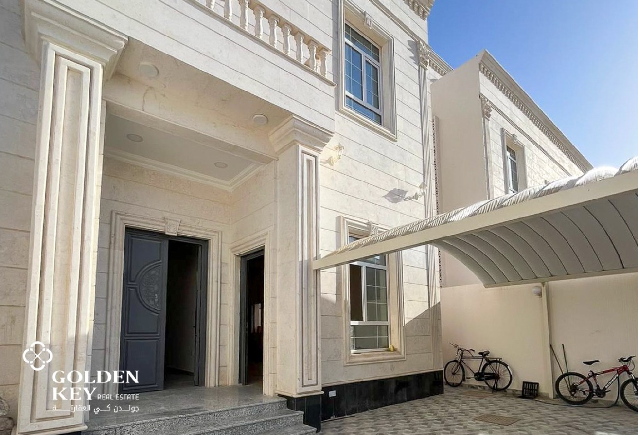 Grand Villa with 7 Master Bedroom | Umm Karen