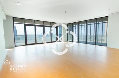 Apartment - 2 Bedrooms - 3 Bathrooms for sale in Seef Lusail Tower 1 - Seef Lusail - Lusail City - Lusail