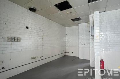 Shop - Studio - 1 Bathroom for rent in Bu Hamour Street - Abu Hamour - Doha