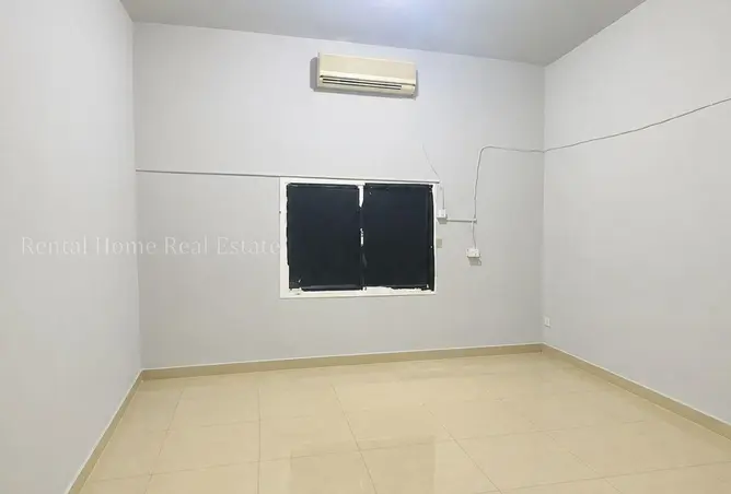62183005 - Property Image 3