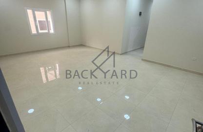 Apartment - 2 Bedrooms - 3 Bathrooms for rent in Al Nasr Street - Al Nasr - Doha
