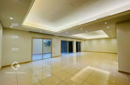 مجمع سكني - 5 غرف نوم - 7 حمامات للايجار في المسيلة - المسيلة - الدوحة