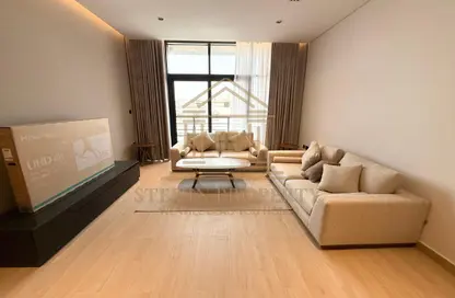 شقة - 2 غرف نوم - 2 حمامات للايجار في شارع المطار القديم - طريق المطار القديم - الدوحة