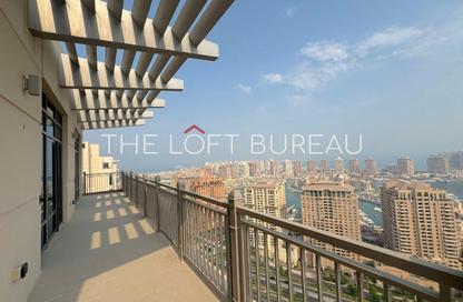 Apartment - 2 Bedrooms - 3 Bathrooms for rent in Abraj Bay - Abraj Quartiers - The Pearl Island - Doha