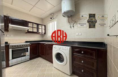 Apartment - 3 Bedrooms - 3 Bathrooms for rent in Al Jazeera Street - Fereej Bin Mahmoud North - Fereej Bin Mahmoud - Doha