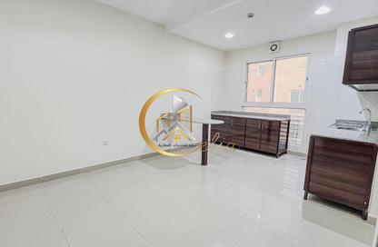 Apartment - 1 - 1 for rent in OqbaBin Nafie Steet - Old Airport Road - Doha