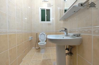 Apartment - 2 Bedrooms - 2 Bathrooms for rent in Anas Street - Fereej Bin Mahmoud North - Fereej Bin Mahmoud - Doha
