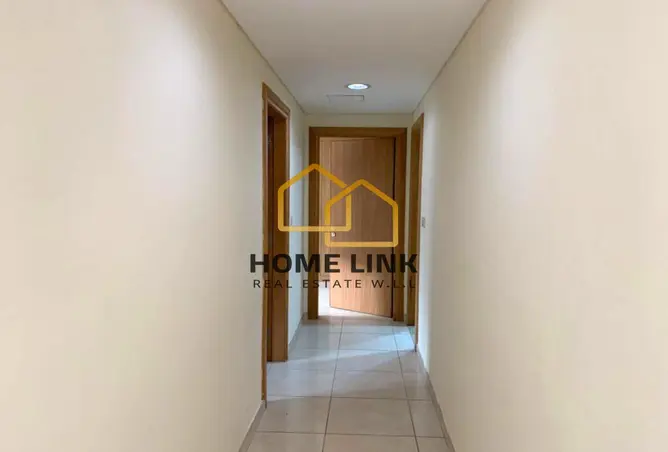 60389195 - Property Image 2