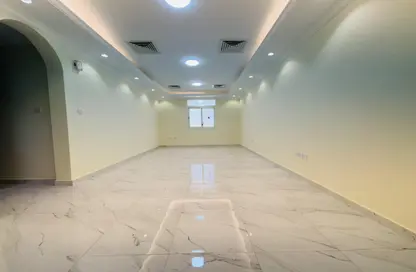 شقة - 2 غرف نوم - 2 حمامات للايجار في جنوب فوكس هيلس - فوكس هيلز - الوسيل