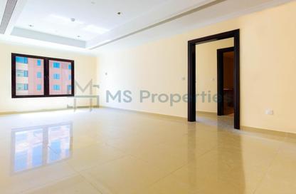 Apartment - 1 Bedroom - 2 Bathrooms for rent in East Porto Drive - Porto Arabia - The Pearl Island - Doha