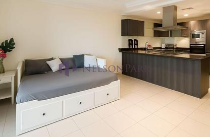 Apartment - Studio - 1 Bathroom for rent in Tower 19 - Porto Arabia - The Pearl Island - Doha