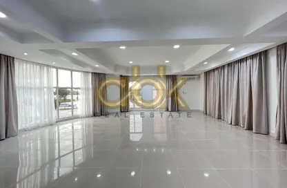 Villa - 4 Bedrooms - 5 Bathrooms for rent in West Bay Lagoon Villas - West Bay Lagoon - West Bay Lagoon - Doha