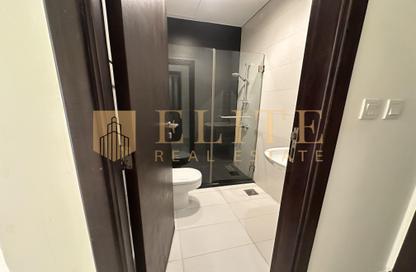 Apartment - 2 Bedrooms - 2 Bathrooms for rent in Lusail Marina Heights - Marina District - Lusail