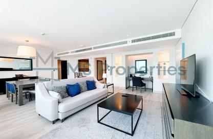Apartment - 2 Bedrooms - 3 Bathrooms for rent in West Bay - West Bay - Doha Apartment - 2 Bedrooms - 3 Bathrooms for rent in West Bay - West Bay - Doha
