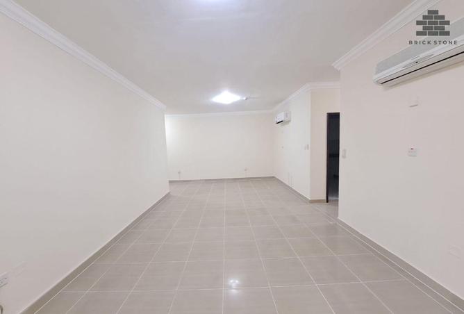 54690129 - صورة العقار 2