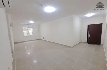 شقة - 3 غرف نوم - 3 حمامات للايجار في شارع السد - السد - الدوحة