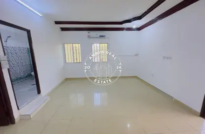 Villa - 1 Bathroom for rent in Ain Khaled Villas - Ain Khaled - Doha