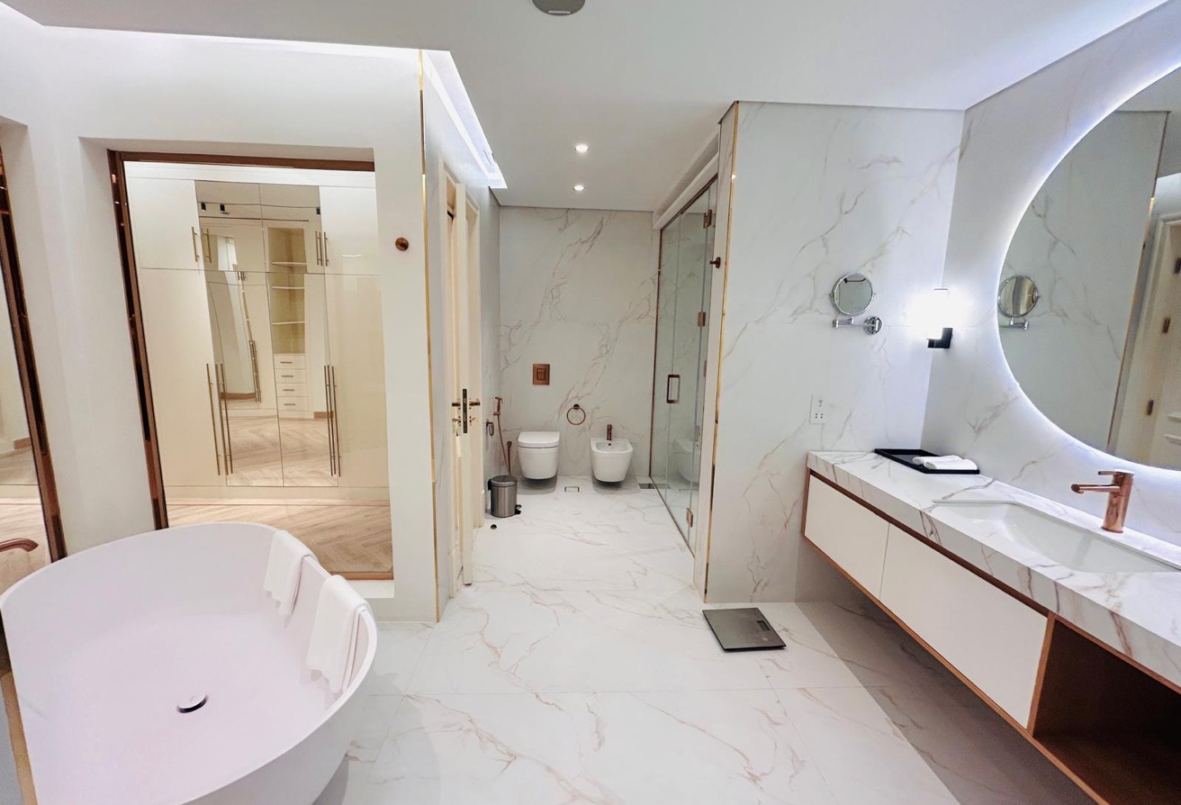 LUXURY VILLA WITH 5BHK + 3MAID WITH PRIVATE POOL A thumbnail 9