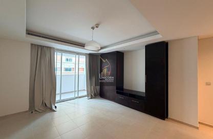 Apartment - Studio - 1 Bathroom for rent in Viva West - Viva Bahriyah - The Pearl Island - Doha