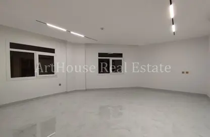 شقة - 2 غرف نوم - 3 حمامات للايجار في مدينة خليفة جنوب - مدينة خليفة - الدوحة