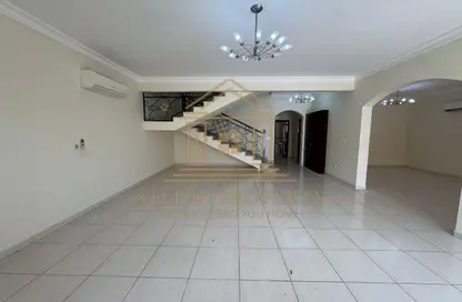 فيلا - 4 غرف نوم - 4 حمامات للايجار في شارع  بو هامو - أبو هامور - الدوحة