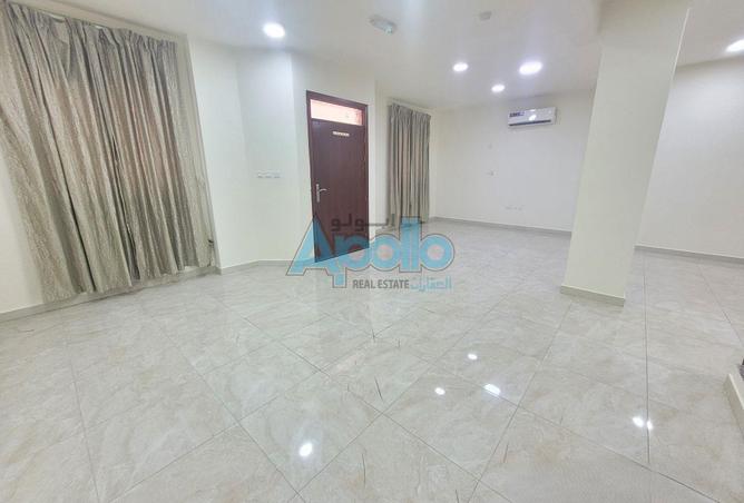 54151192 - Property Image 2