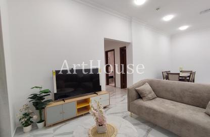 Apartment - 2 Bedrooms - 2 Bathrooms for rent in Madinat Khalifa South - Madinat Khalifa - Doha